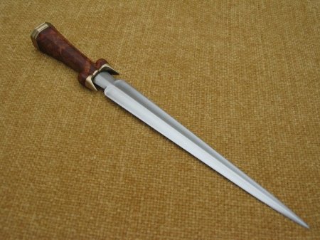 Кинжалы (20 фото)