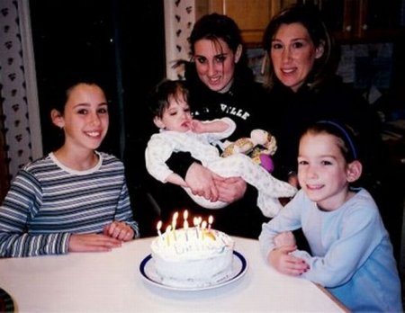 Ребенок, который не стареет (10 фото)