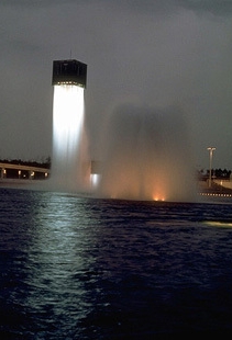 10 необычных фонтанов