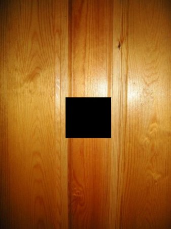 Двери туалета (2 фото)