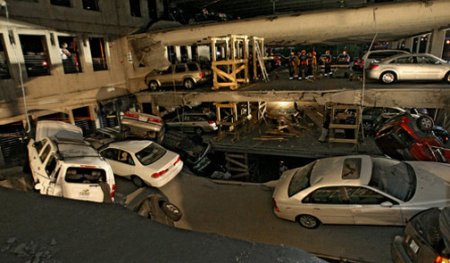 Авария в Атланте (10 фото)