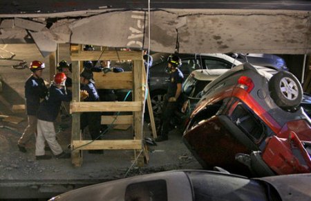 Авария в Атланте (10 фото)