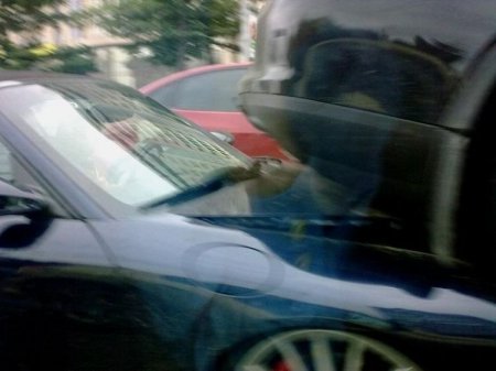 Порш против Кайена (2 фото)