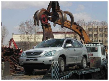 Утилизация Лексуса (7 фото)