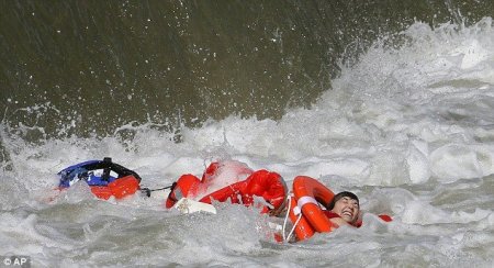 Герой (5 фото)