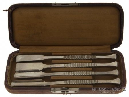 Стремные медицинские инструменты (26 фото)