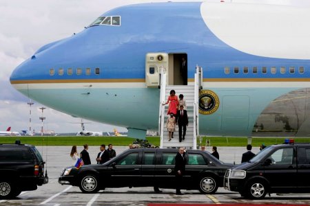 Барак Обама в Москве (12 фото + видео)