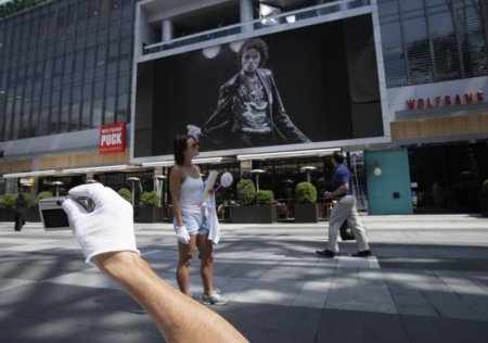 Прощание с Майклом Джексоном (20 фото)