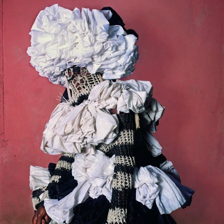 Маскарадные костюмы Западной Африки (10 фото)