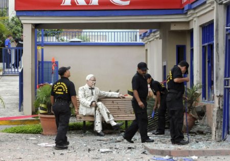 Разгон демонстрации (22 фото)