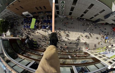 Канатоходец Хайнц Зак