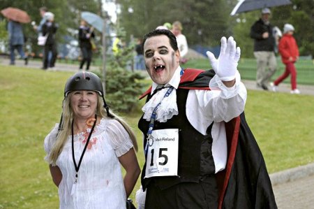 Самый заботливый муж (14 фото)