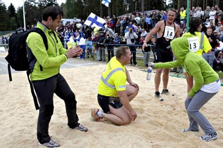 Самый заботливый муж (14 фото)