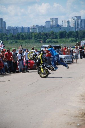 Выставка АвтоЭкзотика 2009 (33 фото)