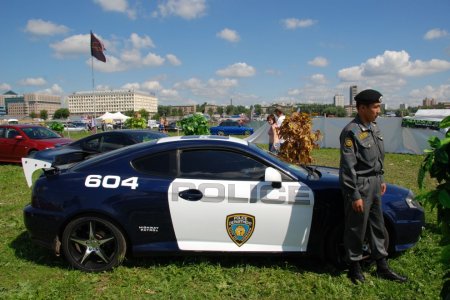 Выставка АвтоЭкзотика 2009 (33 фото)