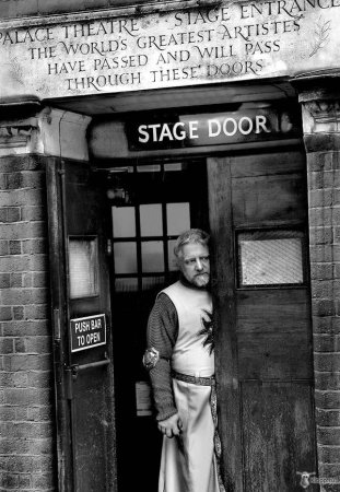 За 35 минут до выхода?