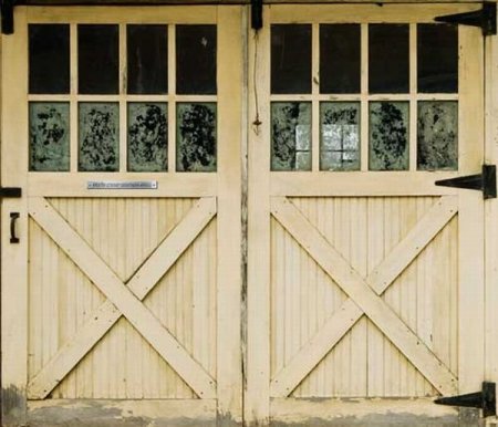 Гаражные наклейки (27 фото)