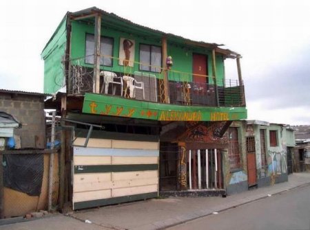 Элитный отель (3 фото)