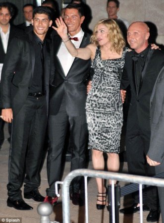 Трицепс обвис (4 фото)