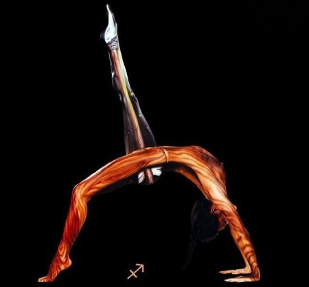 Зодиакальный боди-арт