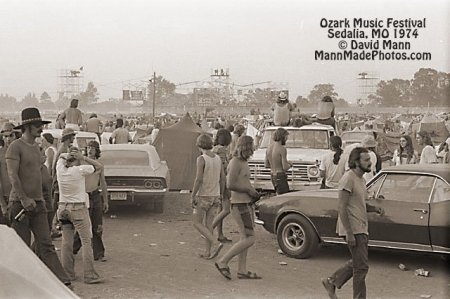 Как тусили в 74-м (18 фото)