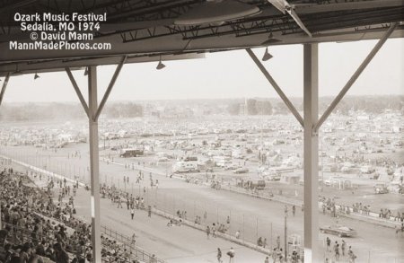 Как тусили в 74-м (18 фото)