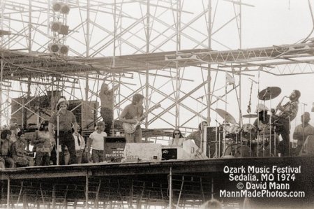 Как тусили в 74-м (18 фото)