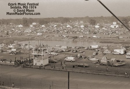 Как тусили в 74-м (18 фото)