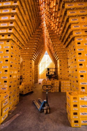 Когда кладовщикам заняться нечем (4 фото)