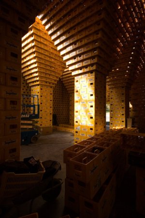 Когда кладовщикам заняться нечем (4 фото)