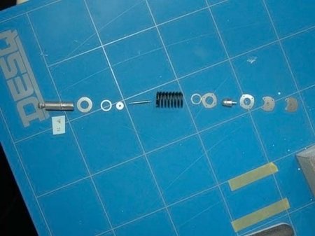 Точная копия Ferrari F40 в миниатюре (45 фото)