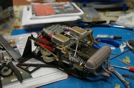 Точная копия Ferrari F40 в миниатюре (45 фото)