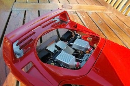 Точная копия Ferrari F40 в миниатюре (45 фото)
