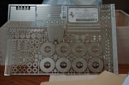 Точная копия Ferrari F40 в миниатюре (45 фото)