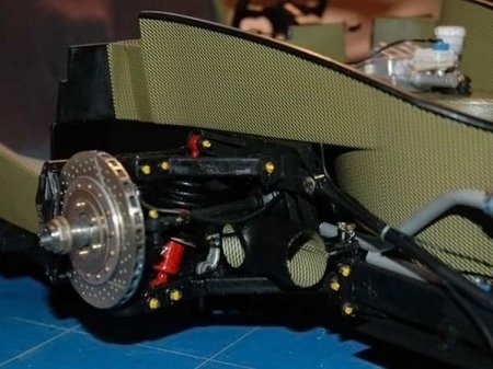 Точная копия Ferrari F40 в миниатюре (45 фото)