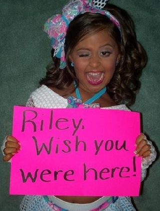 Детский конкурс красоты (13 фото)