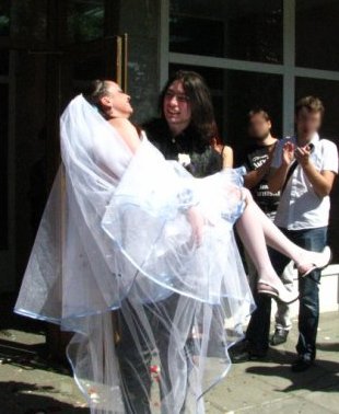 Свадьба на мотоциклах (5 фото)