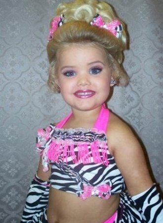 Детский конкурс красоты (13 фото)