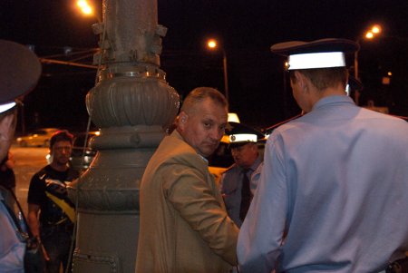 Пьяные ВДВшники протаранили вчера джип с семьёй (19 фото)