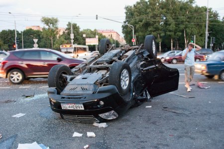 Пьяные ВДВшники протаранили вчера джип с семьёй (19 фото)