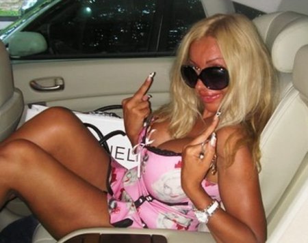 Главная блондинка всея Руси (9 фото)