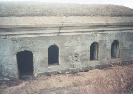 Военные катакомбы Владивостока (17 фото)