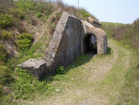 Военные катакомбы Владивостока (17 фото)