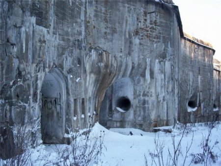 Военные катакомбы Владивостока (17 фото)