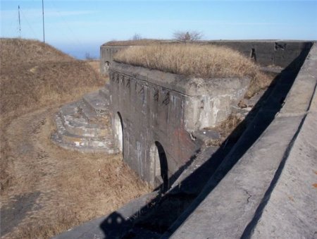 Военные катакомбы Владивостока (17 фото)