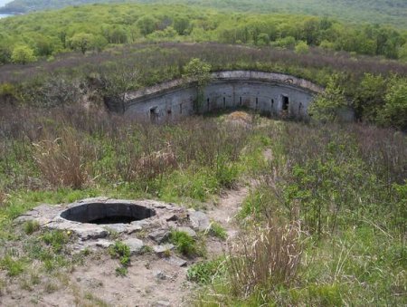 Военные катакомбы Владивостока (17 фото)