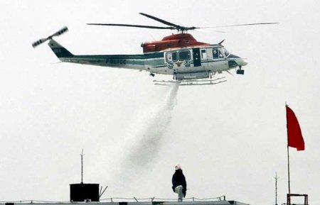 На заводе SsangYong война (11 фото)