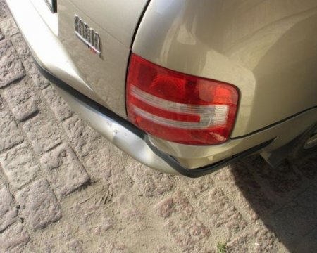 Уснул после аварии (10 фото)