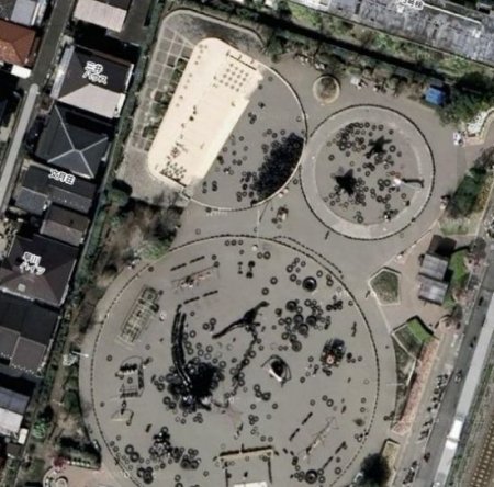 Необычный парк в Токио (14 фото)