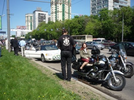 Свадьба на мотоциклах (5 фото)
